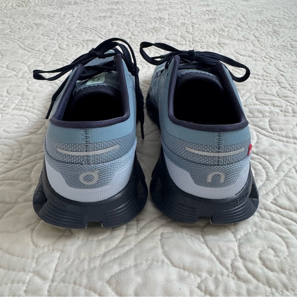 Cloud X women’s sneakers. size 7 - Picture 4 of 7